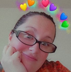 Meet your Posher, Shana